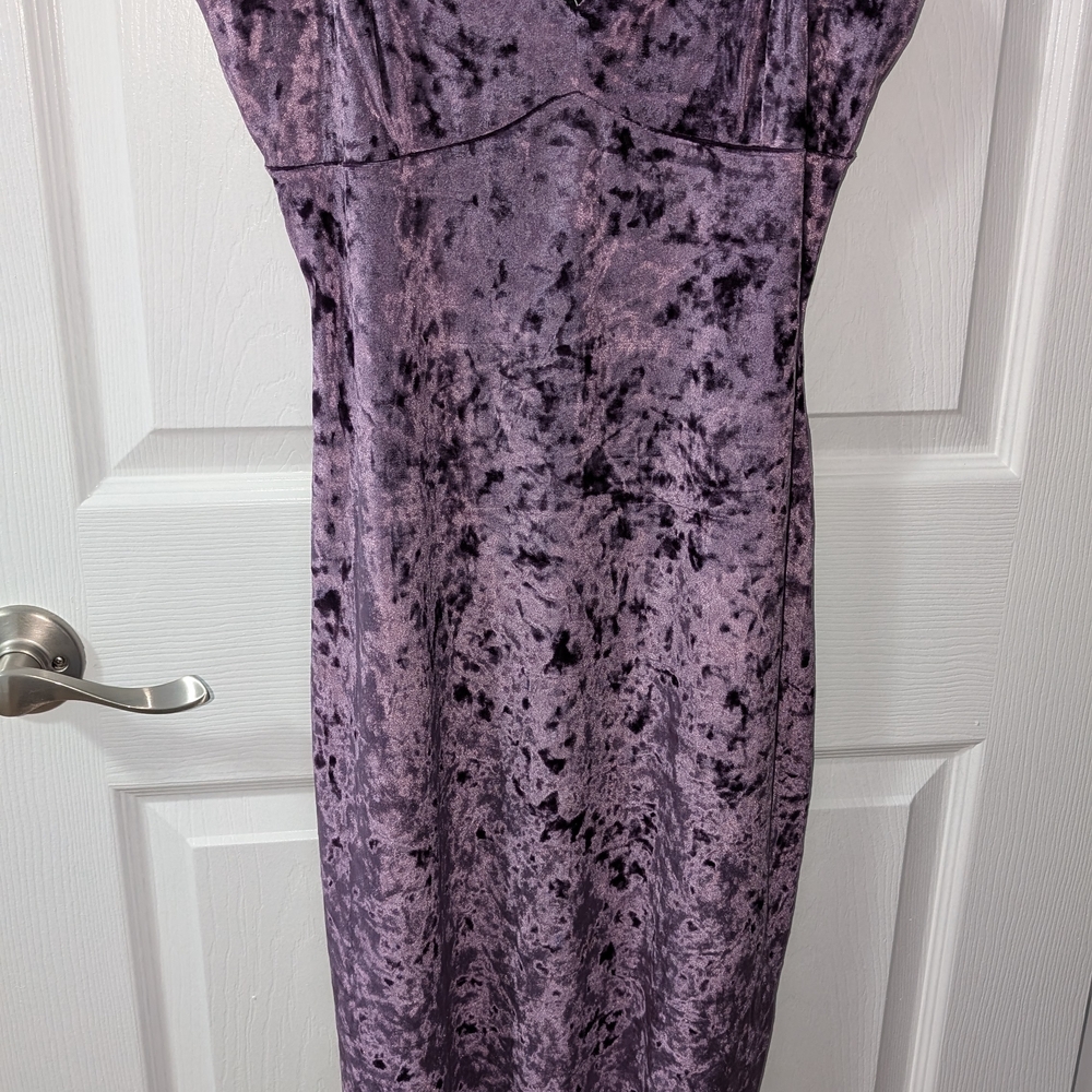 Forever 21 Purple Velvet Midi Dress